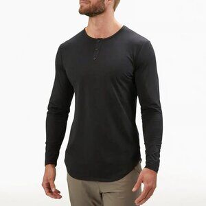 Cuts Elongated Black Long Sleeve Henley Size L